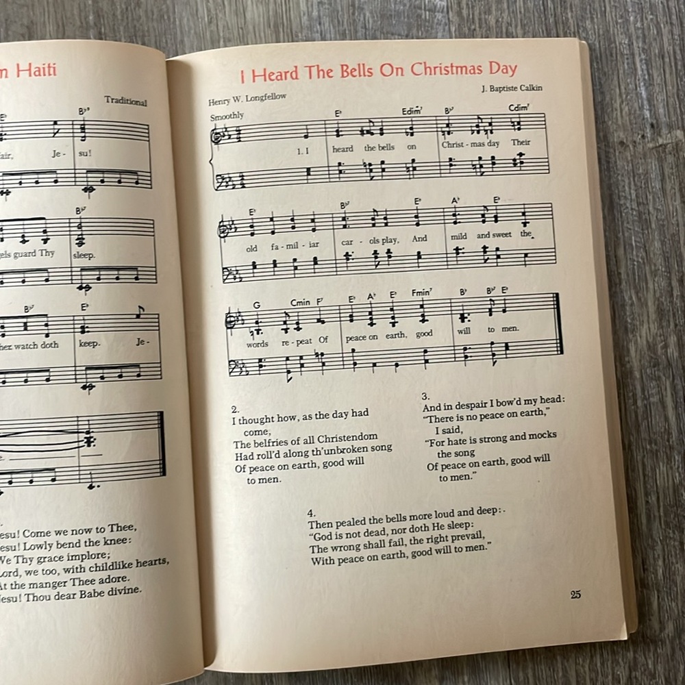 •| vintage holiday book - Picture 6 of 8